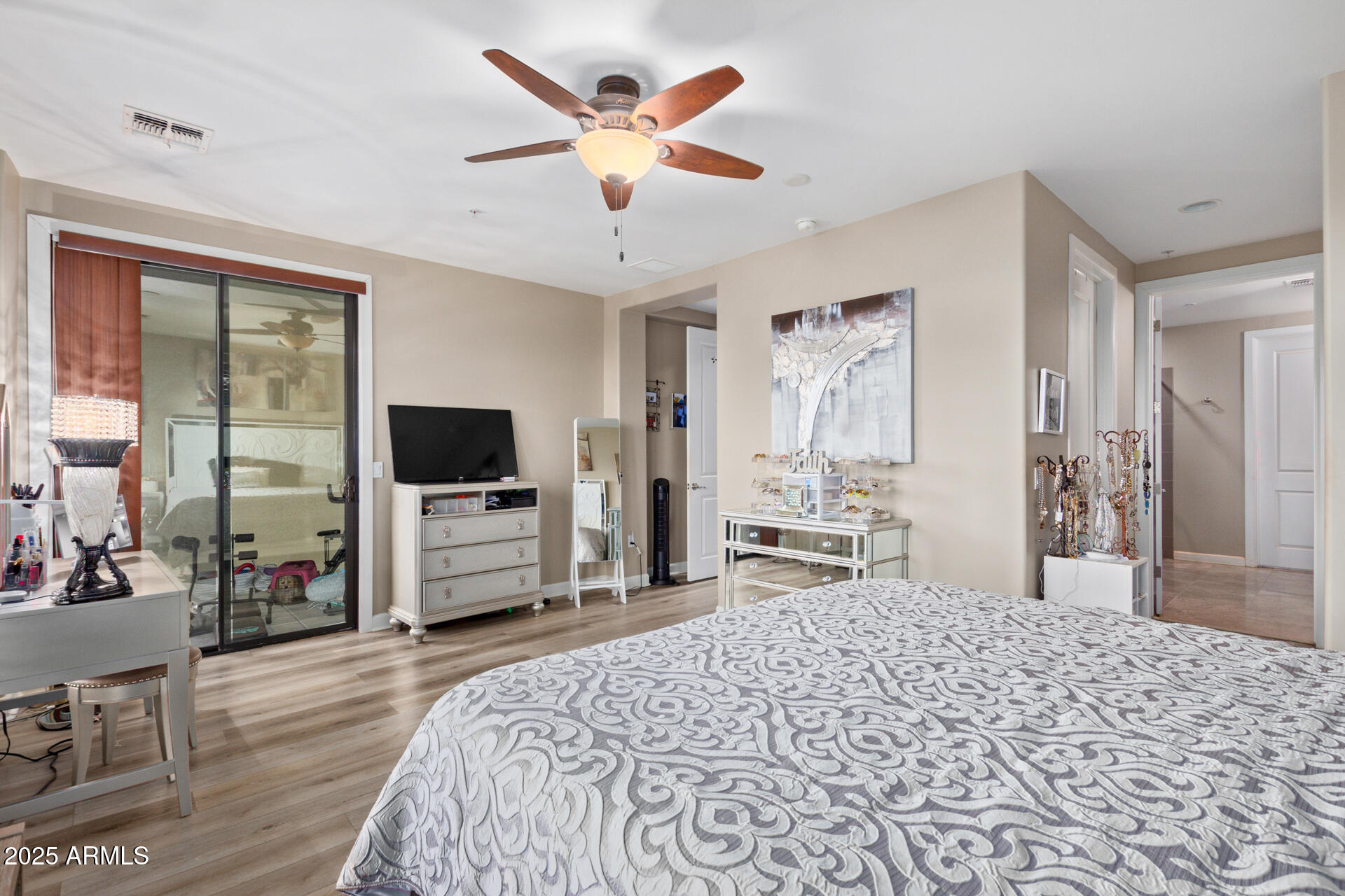 ARTESIA CONDOMINIUMS - Residential