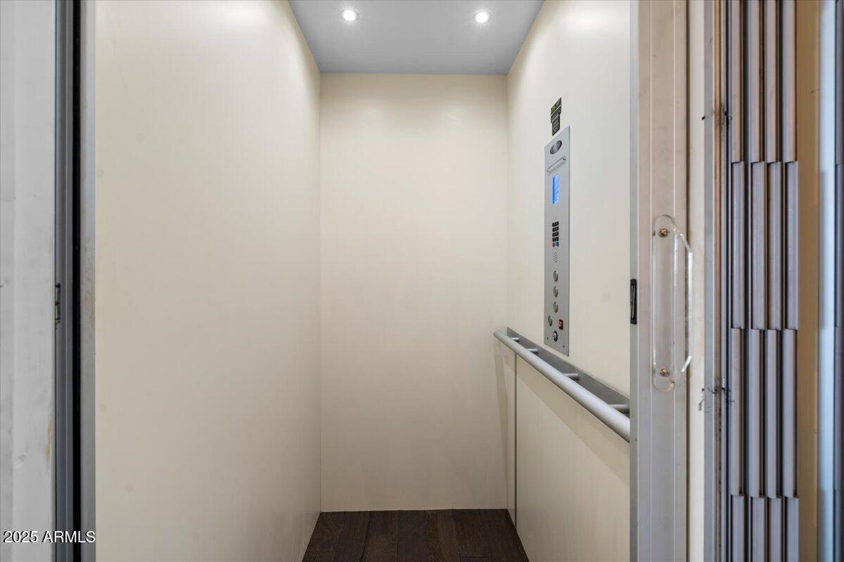 ARTESIA CONDOMINIUMS - Residential