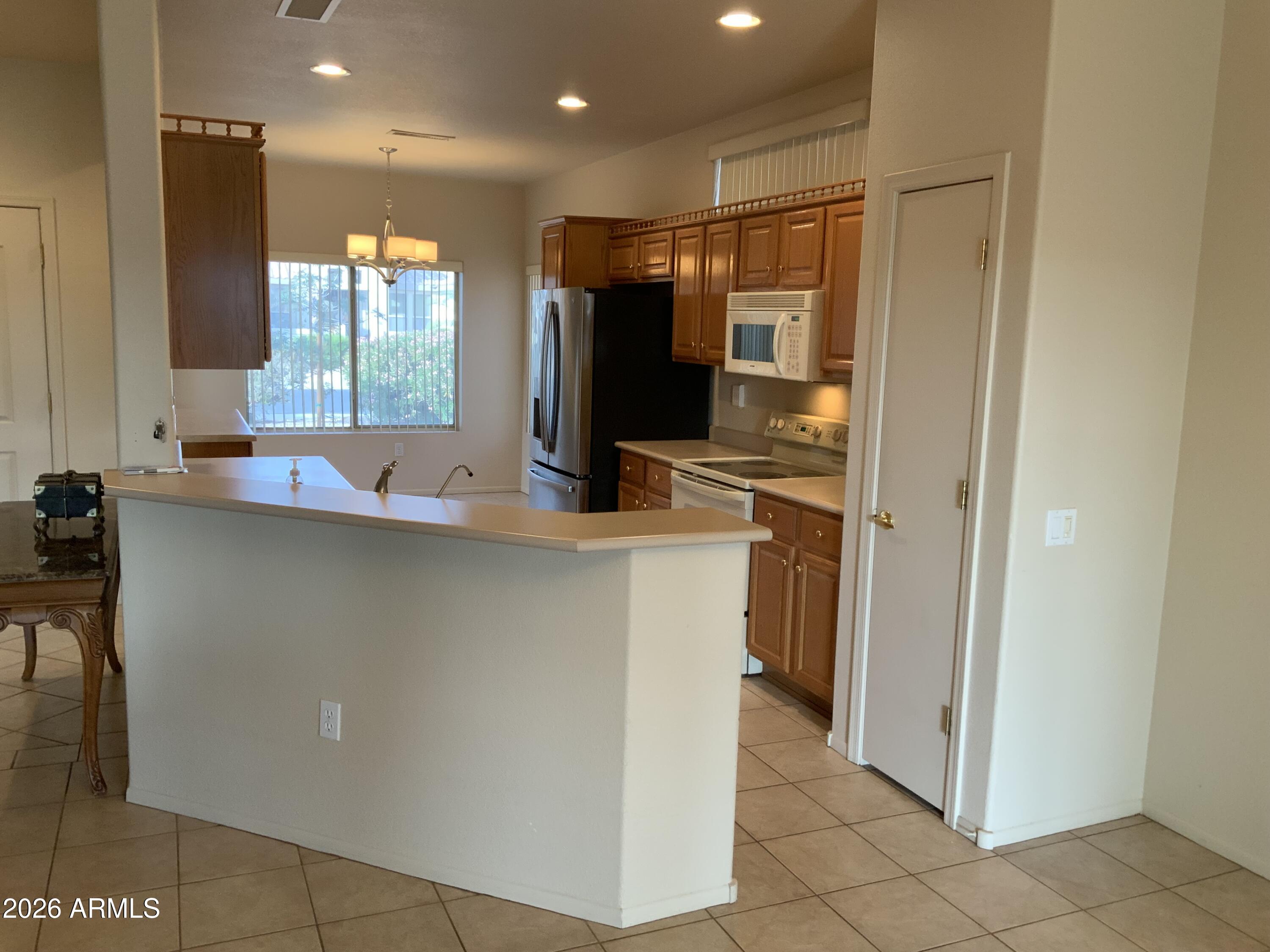 16259 W DESERT WINDS Drive