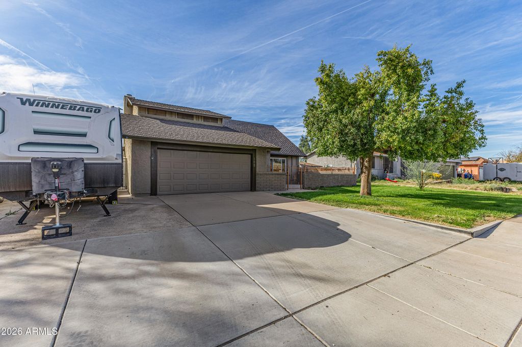 Photo of 108 N Terrace Road, Chandler, AZ 85226 (MLS # 6983769)