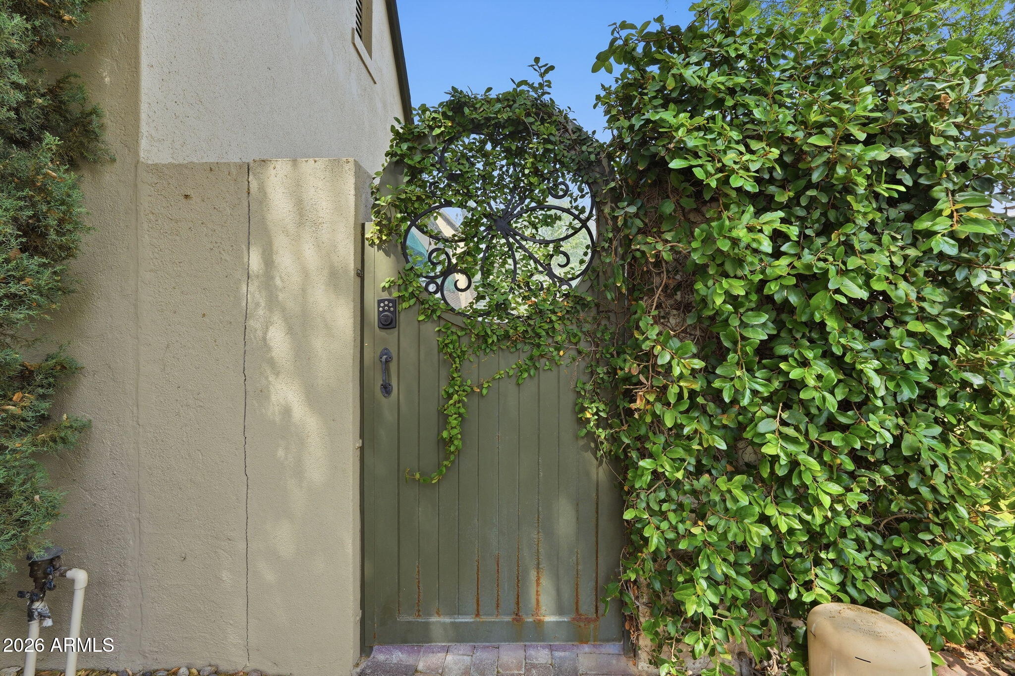 1238 W Coronado Road