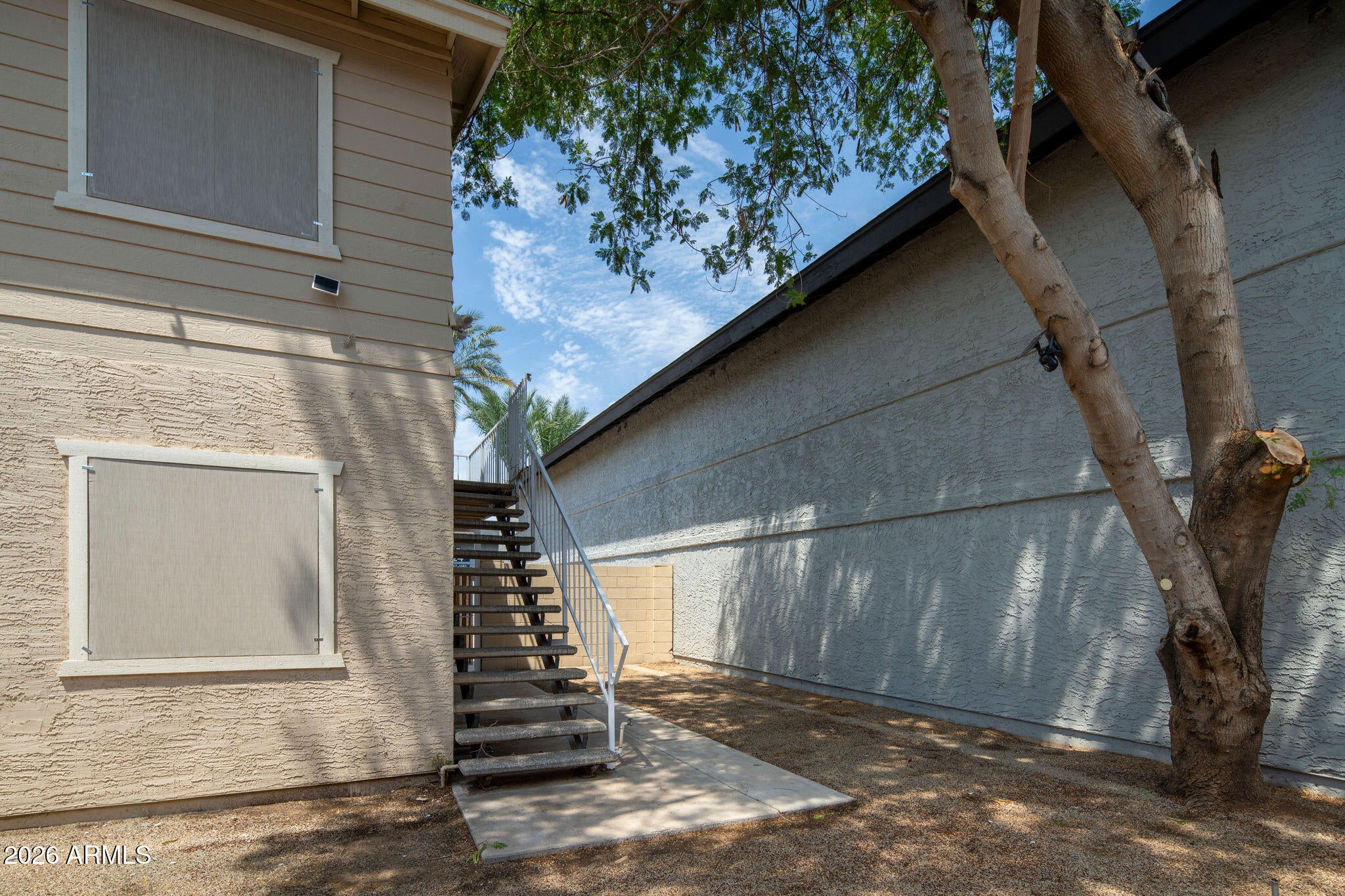 1702 E Cambridge Avenue