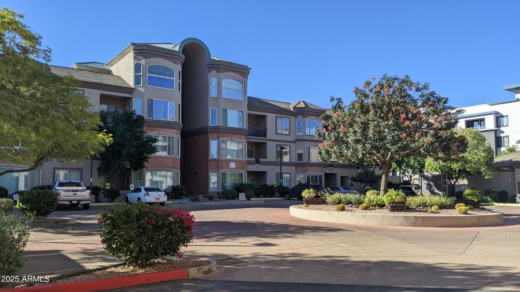 Photo of 435 W Rio Salado Parkway #303, Tempe, AZ 85281 (MLS # 6942385)