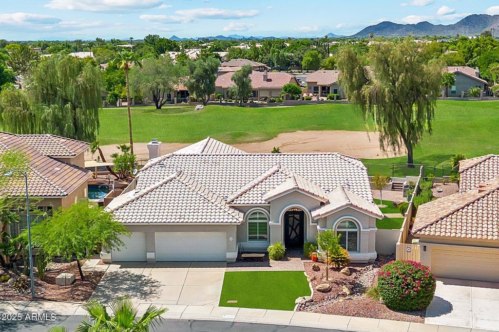 Photo of 22054 N 64th Avenue, Glendale, AZ 85310 (MLS # 7027179)