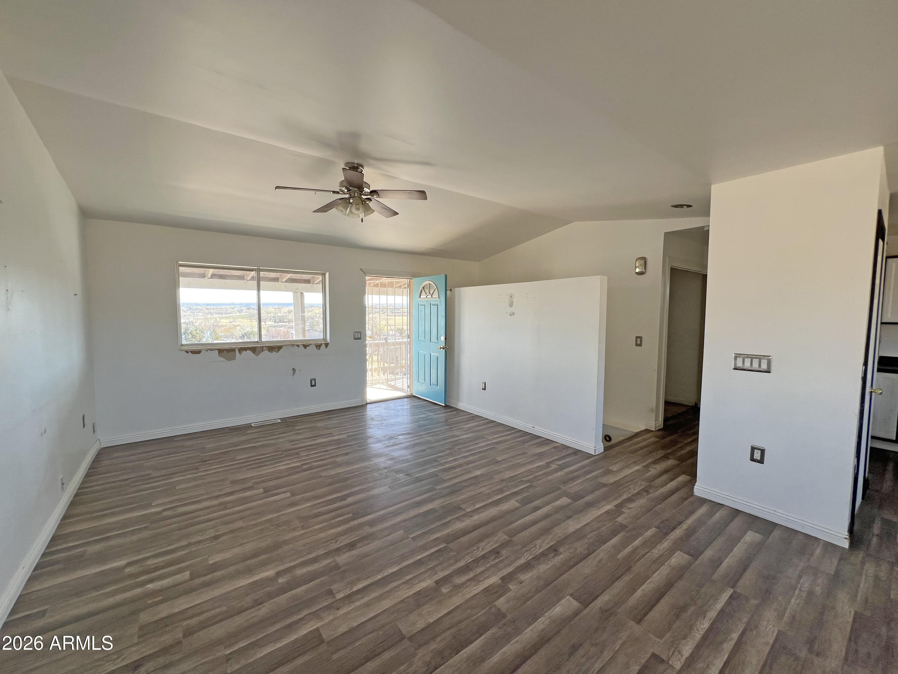 1343 HILLSIDE Drive