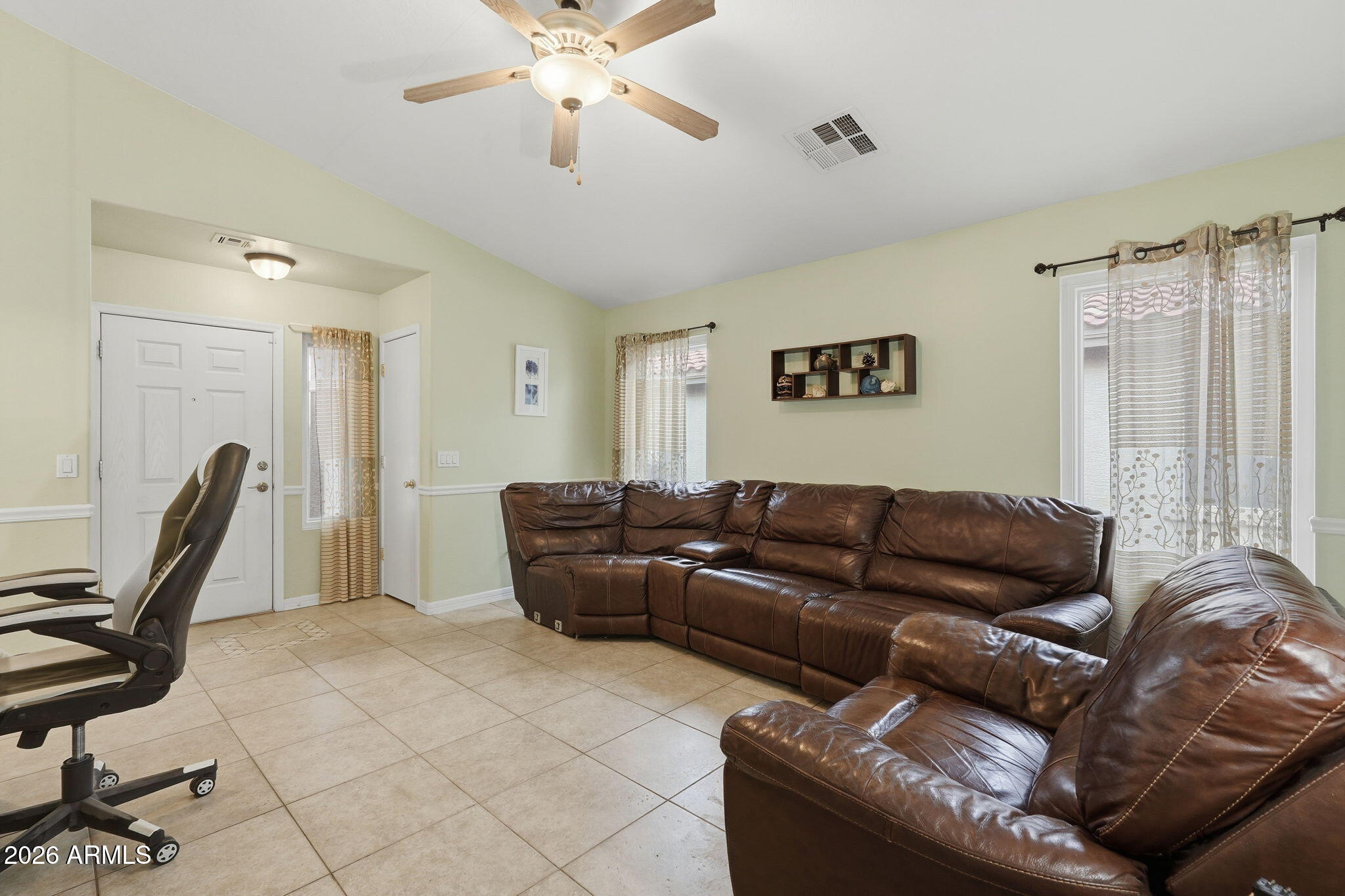 2401 E ANTIGUA Drive