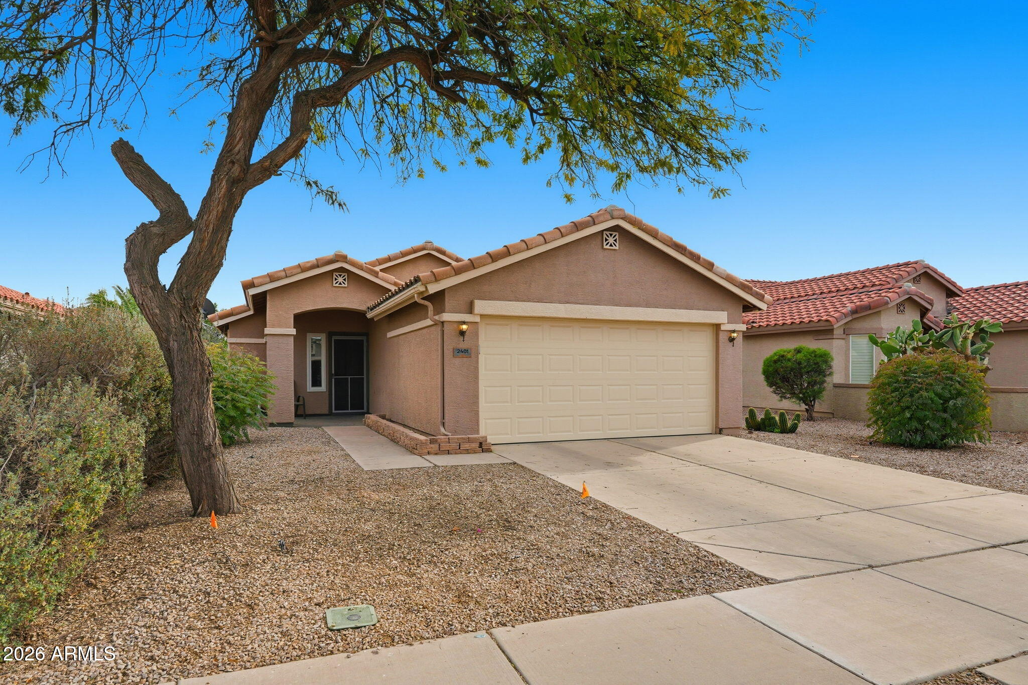 2401 E ANTIGUA Drive