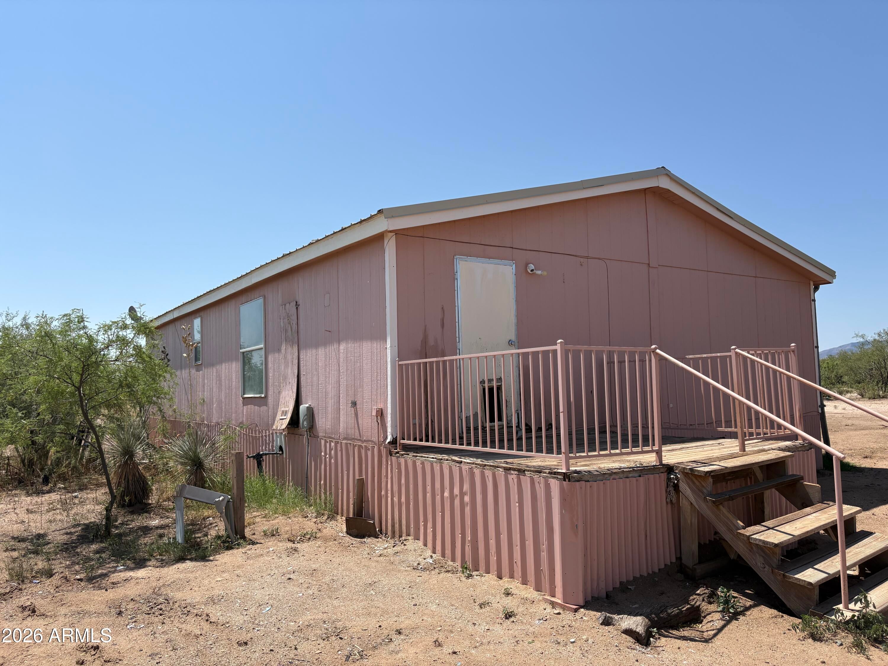 2220 N HIGHWAY 191 --