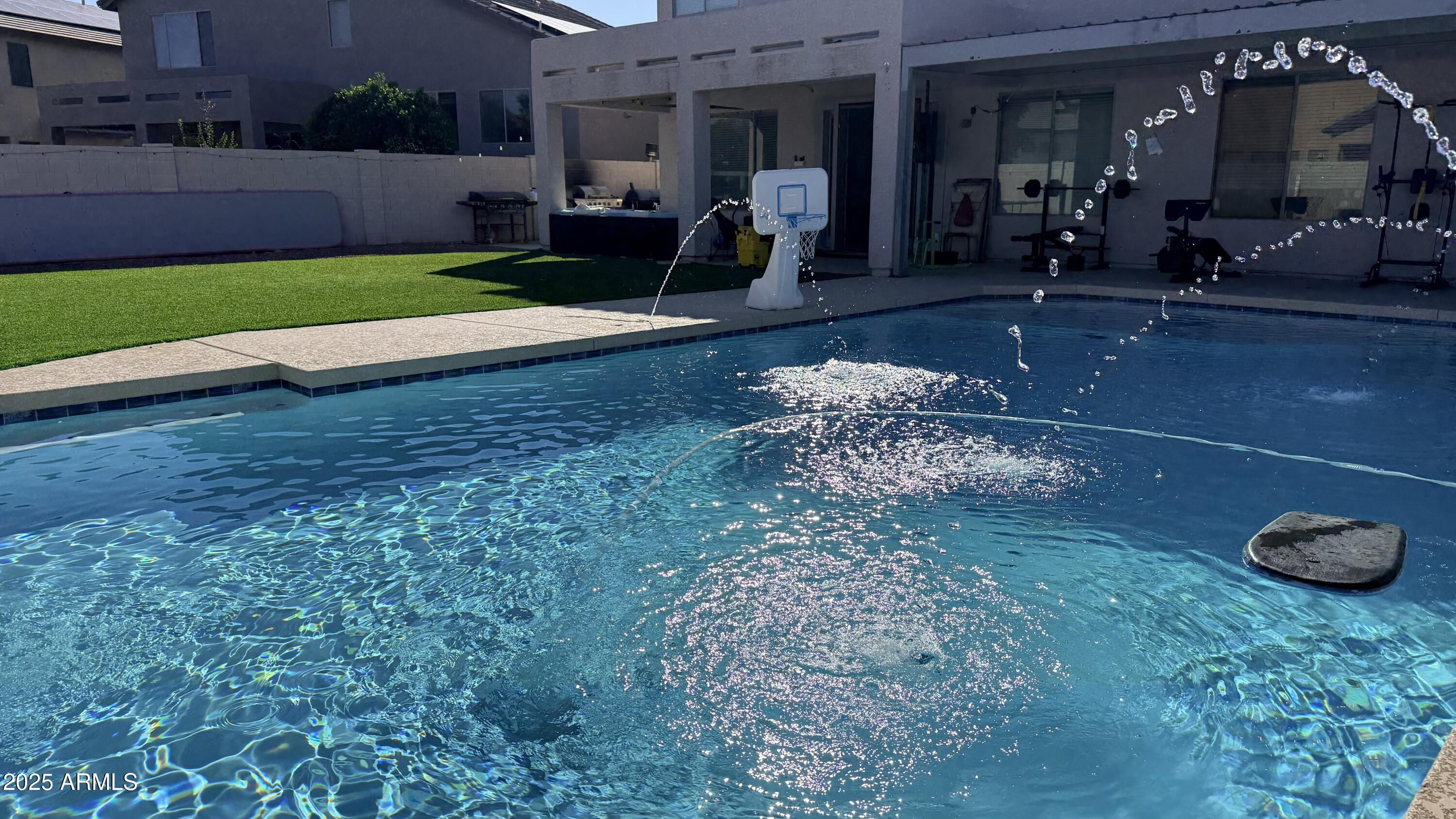 4412 W SUMMERSIDE Road