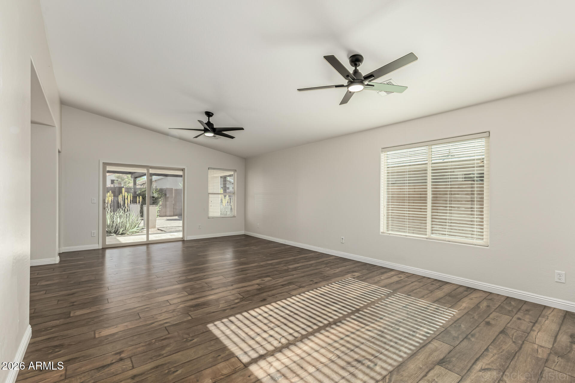 2177 E GILLCREST Road