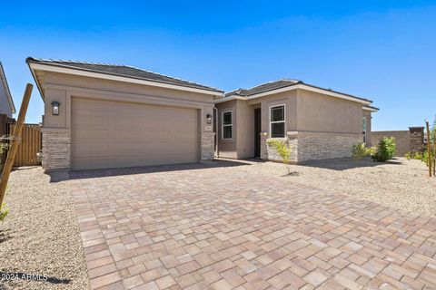 A home in Cave Creek