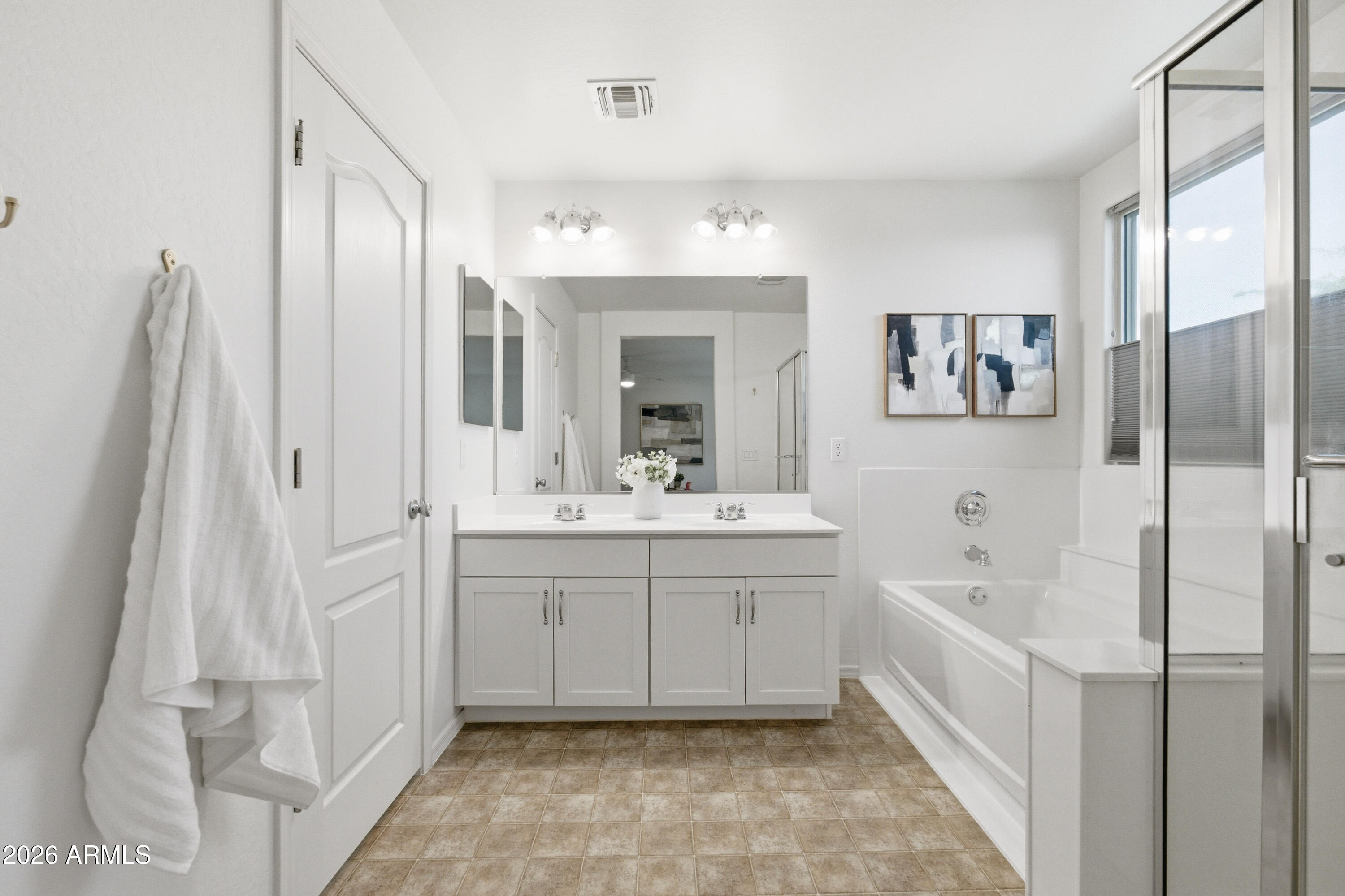 SIGNAL BUTTE ESTATES - Residential