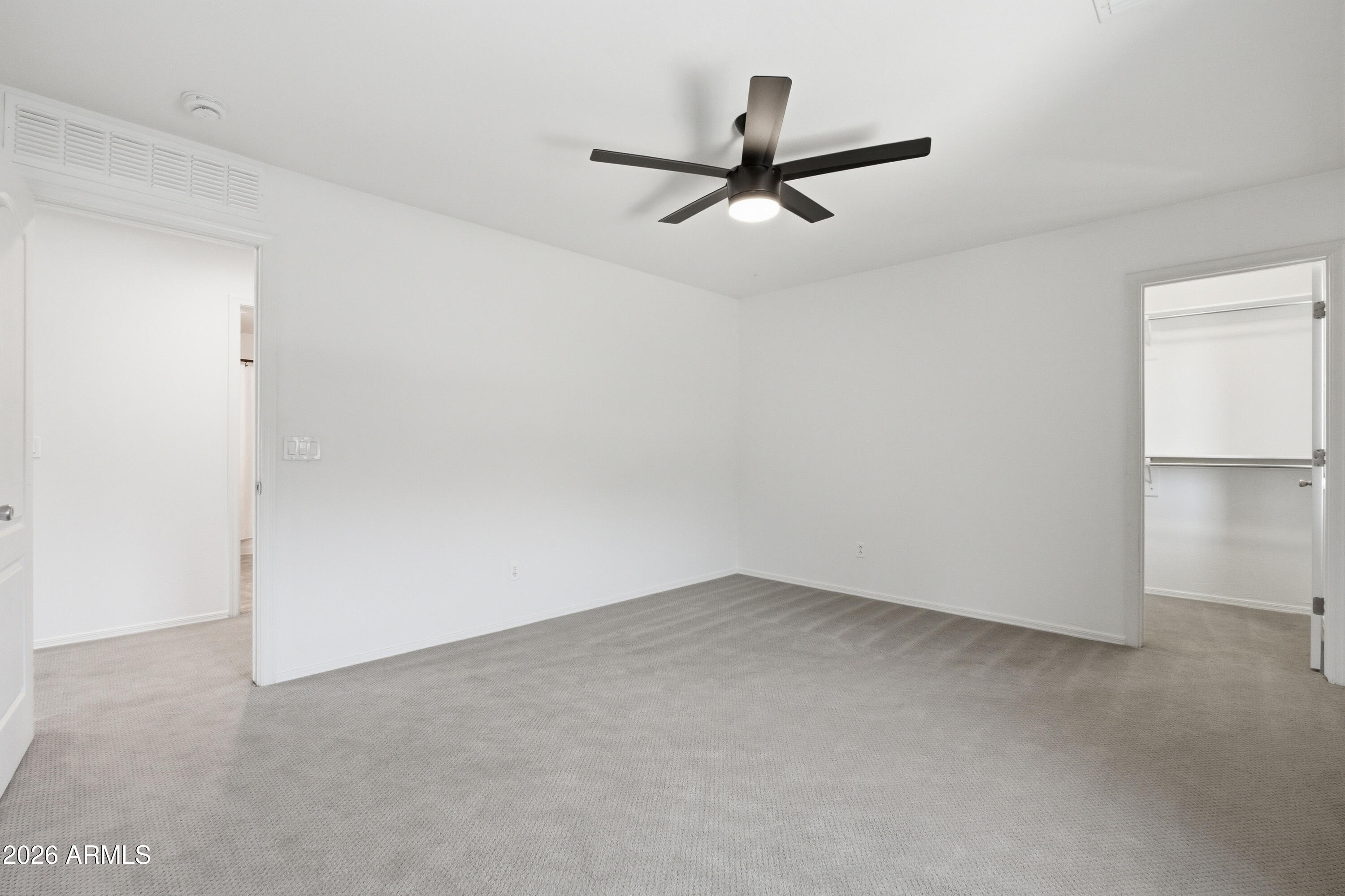 SIGNAL BUTTE ESTATES - Residential