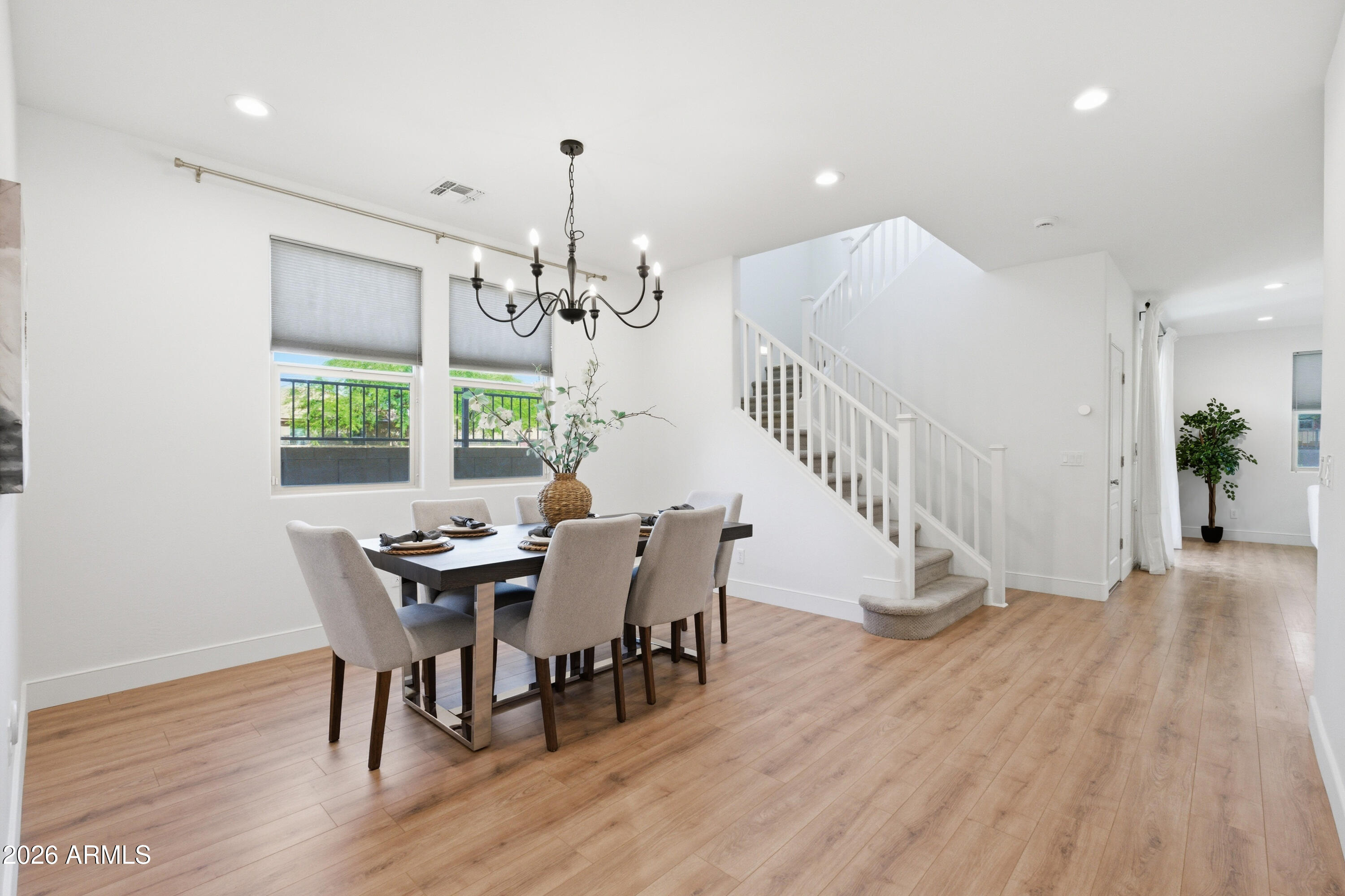 SIGNAL BUTTE ESTATES - Residential