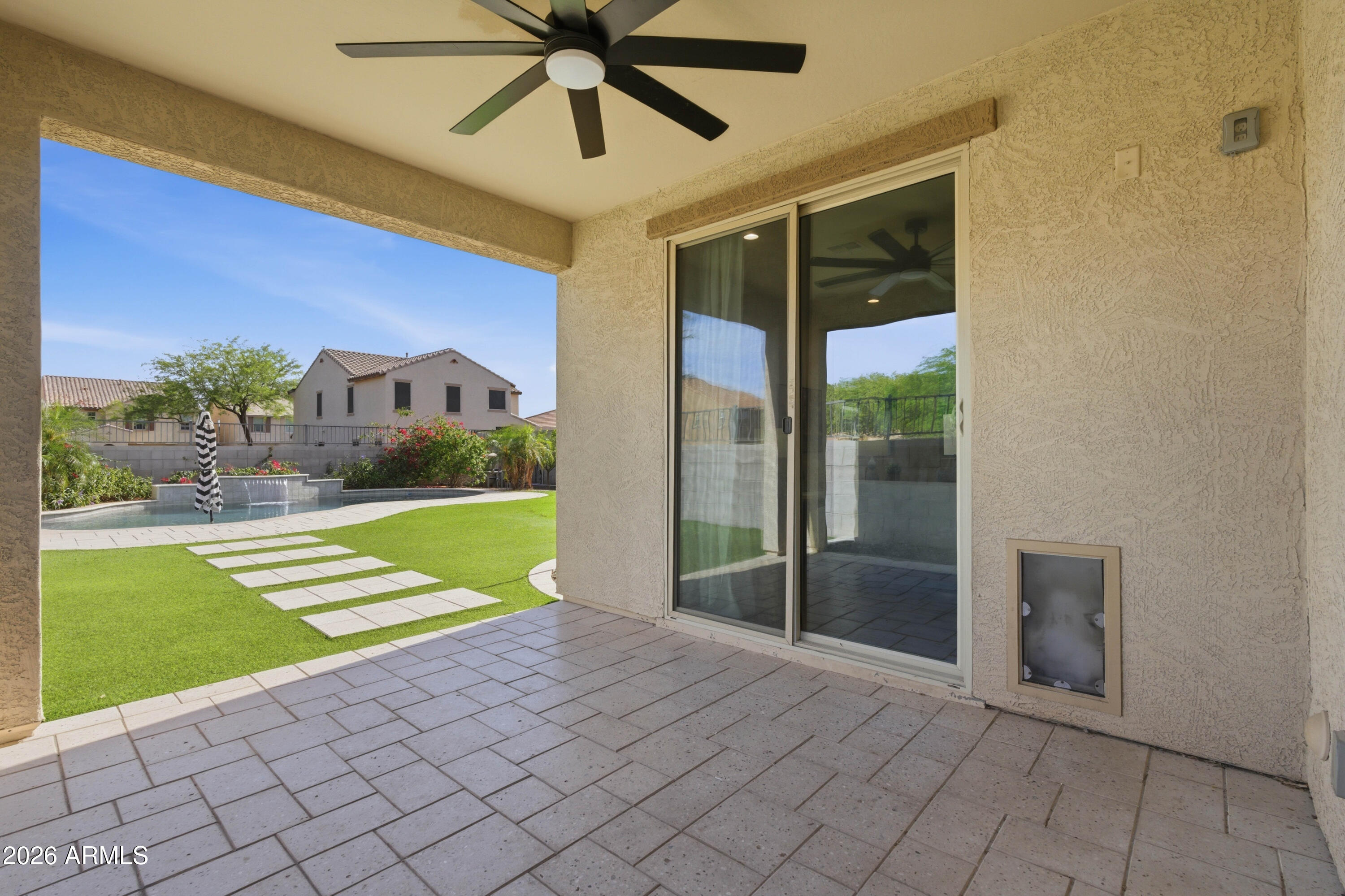 SIGNAL BUTTE ESTATES - Residential