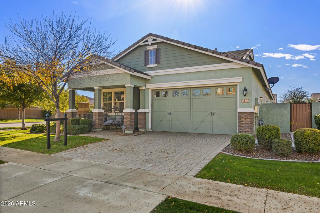 Photo of 3445 E Appaloosa Road, Gilbert, AZ 85296 (MLS # 6966748)