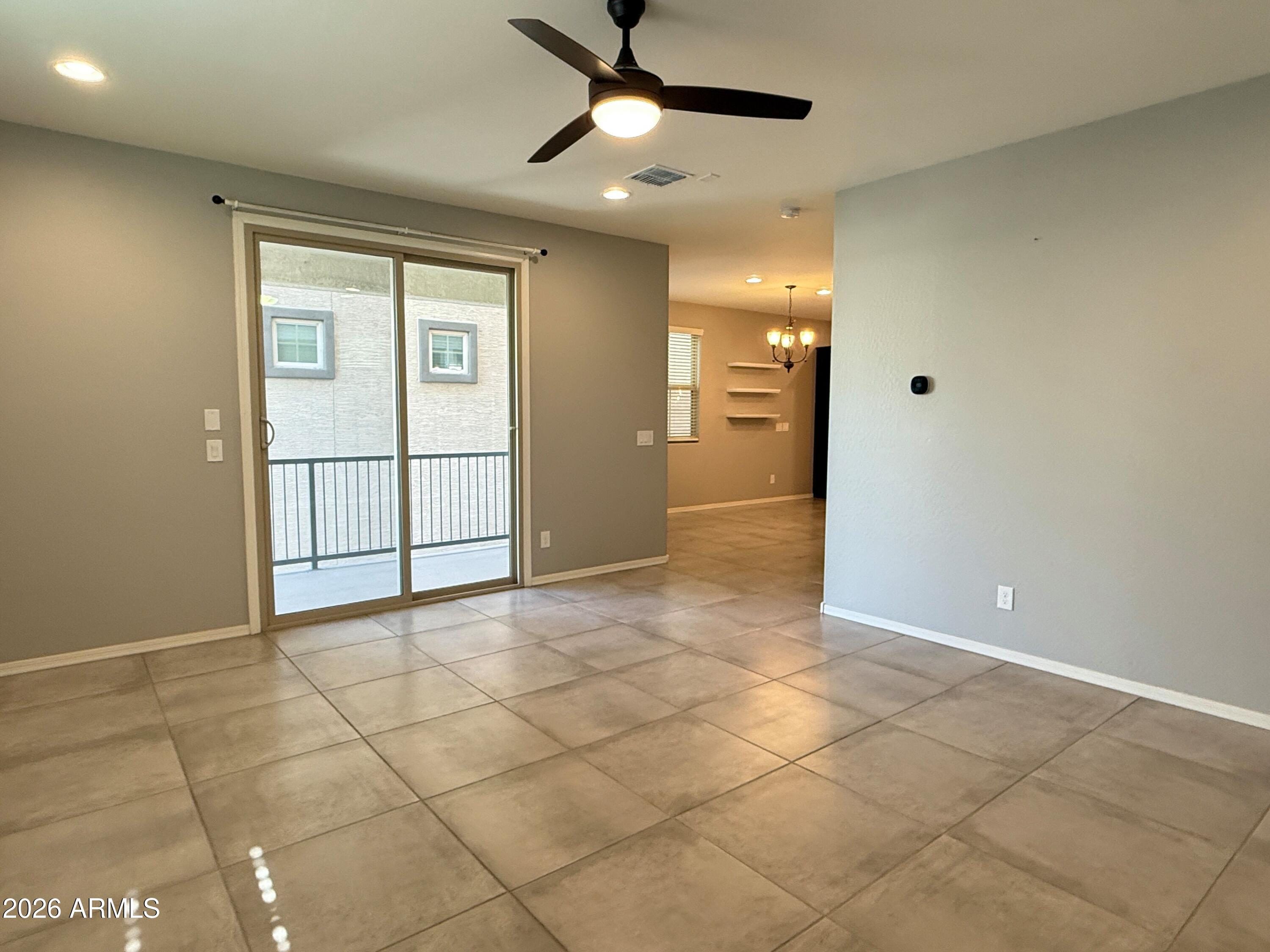 731 W Winchester Drive