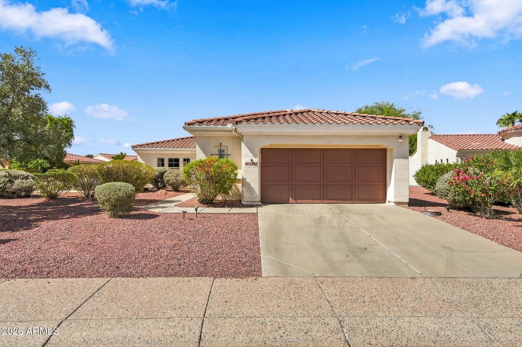 13838 W NOGALES Drive