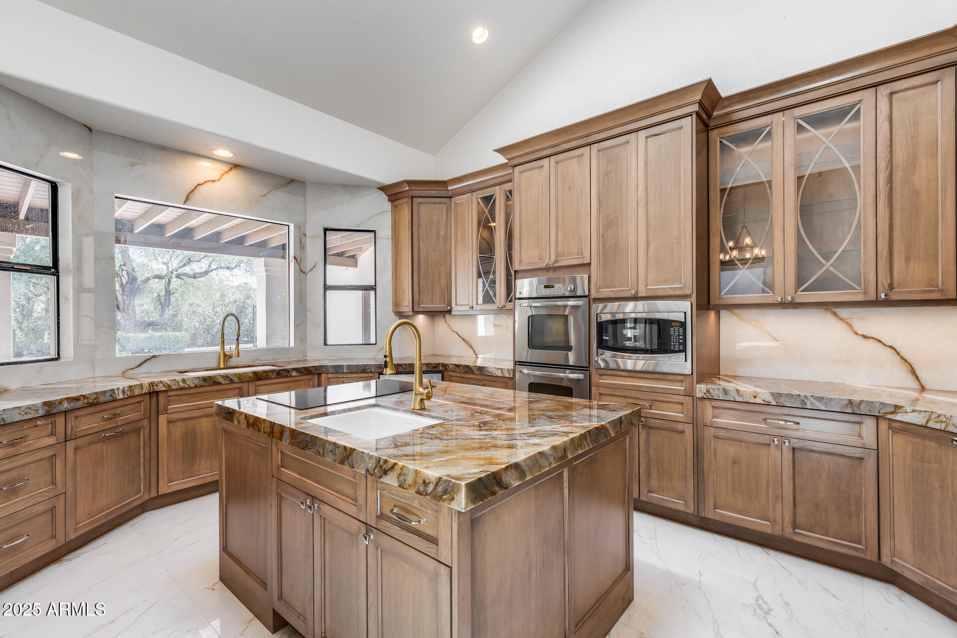 8303 N 61ST Place