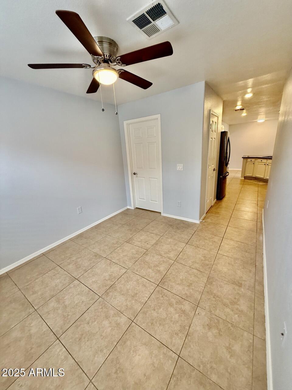 646 N COBBLESTONE Street