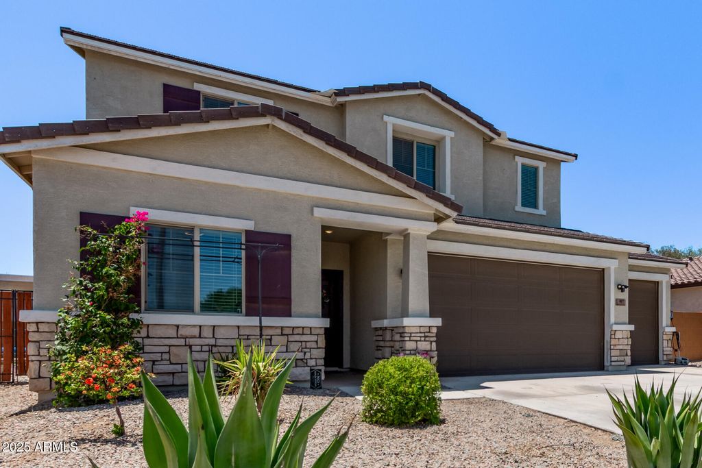 Photo of 997 E White Wing Drive, Casa Grande, AZ 85122 (MLS # 6915911)