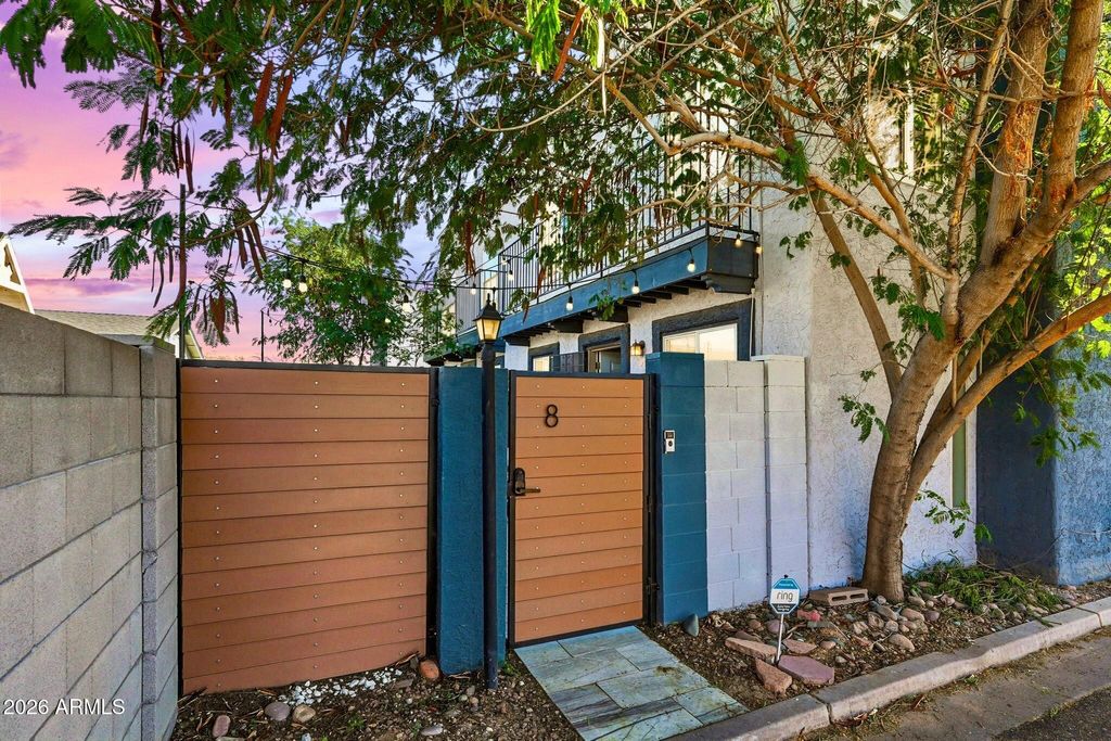 Photo of 4142 N 11th Street #8, Phoenix, AZ 85014 (MLS # 6977247)