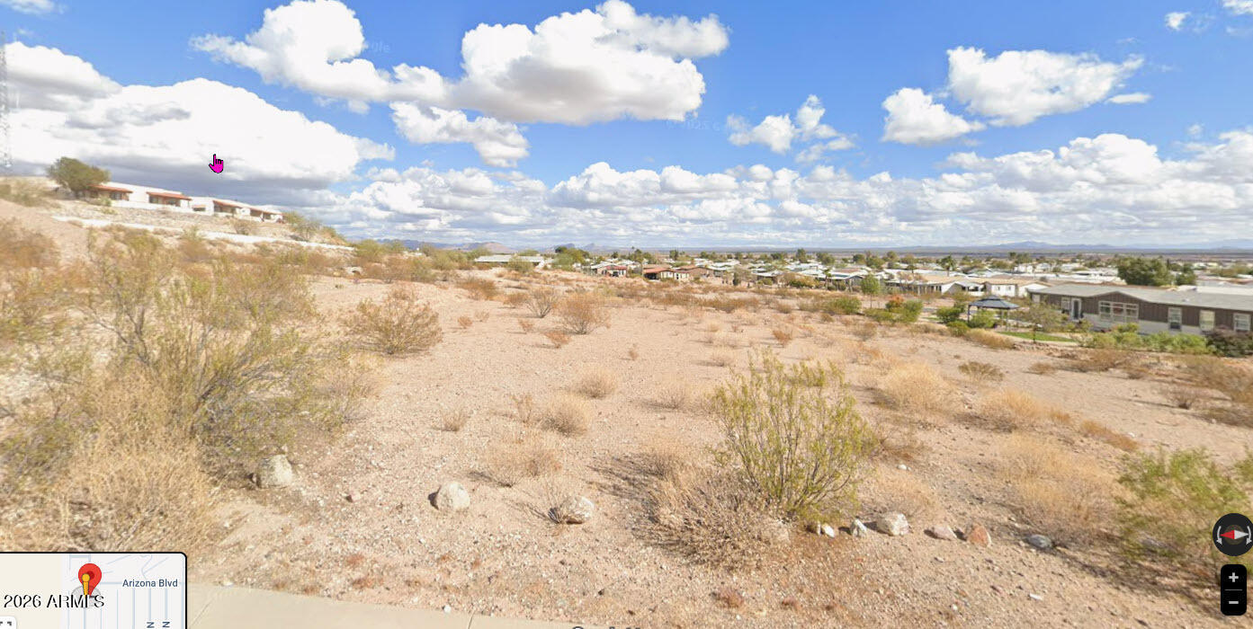 3825 N IOWA Avenue 435