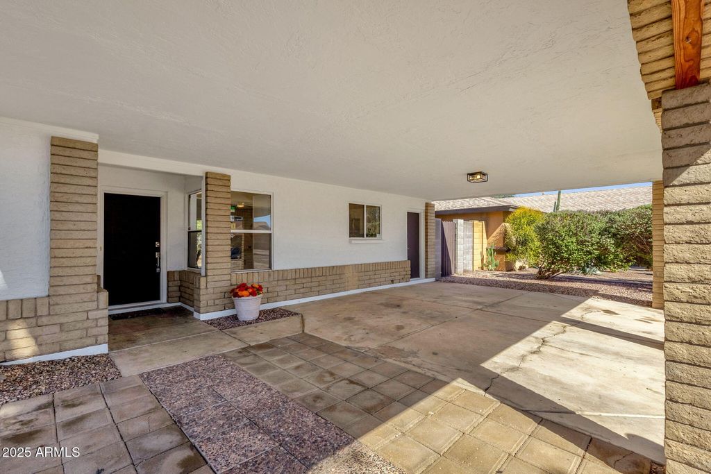 Photo of 314 W Topeka Drive, Phoenix, AZ 85027 (MLS # 6933628)