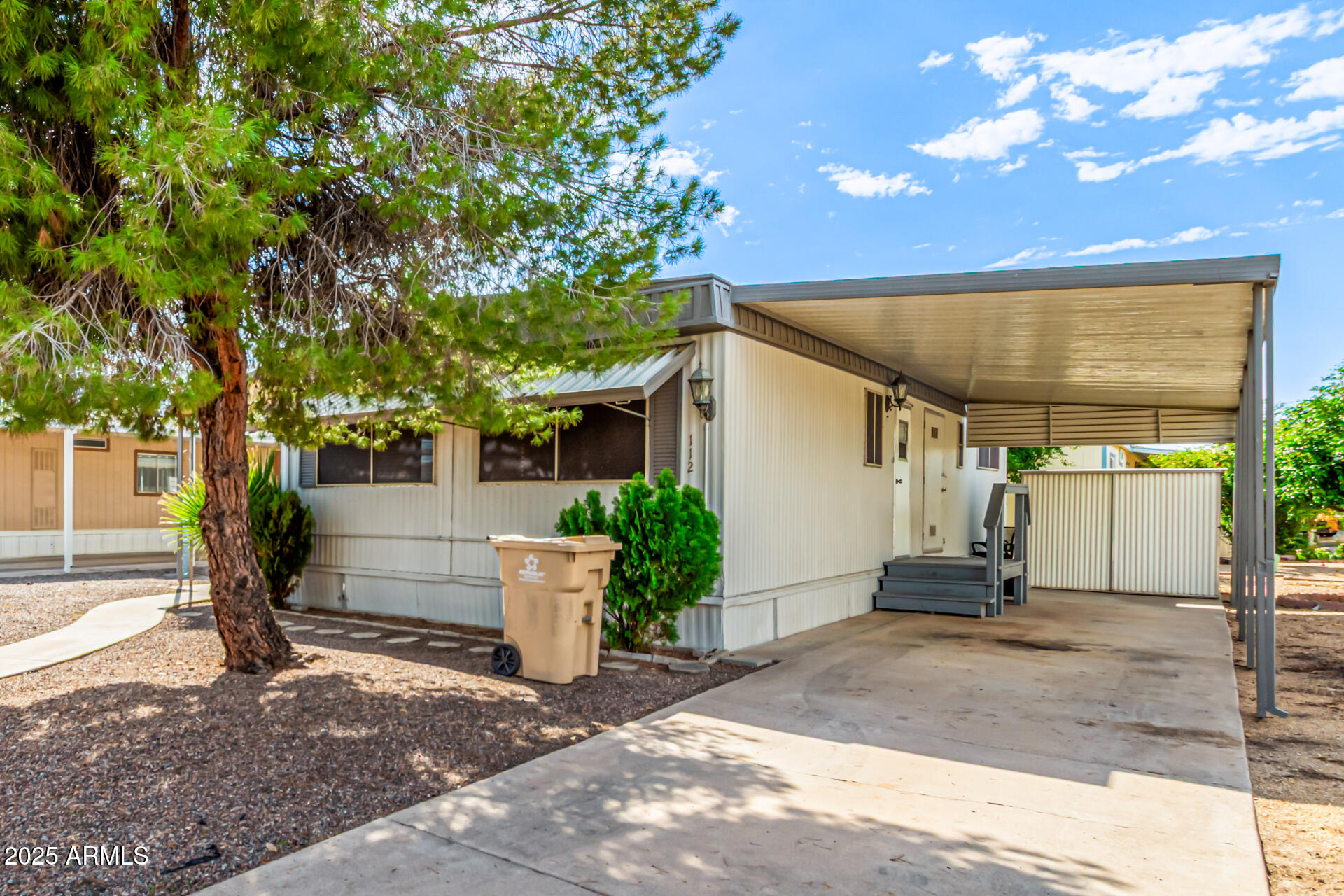 2650 W UNION HILLS Drive 112