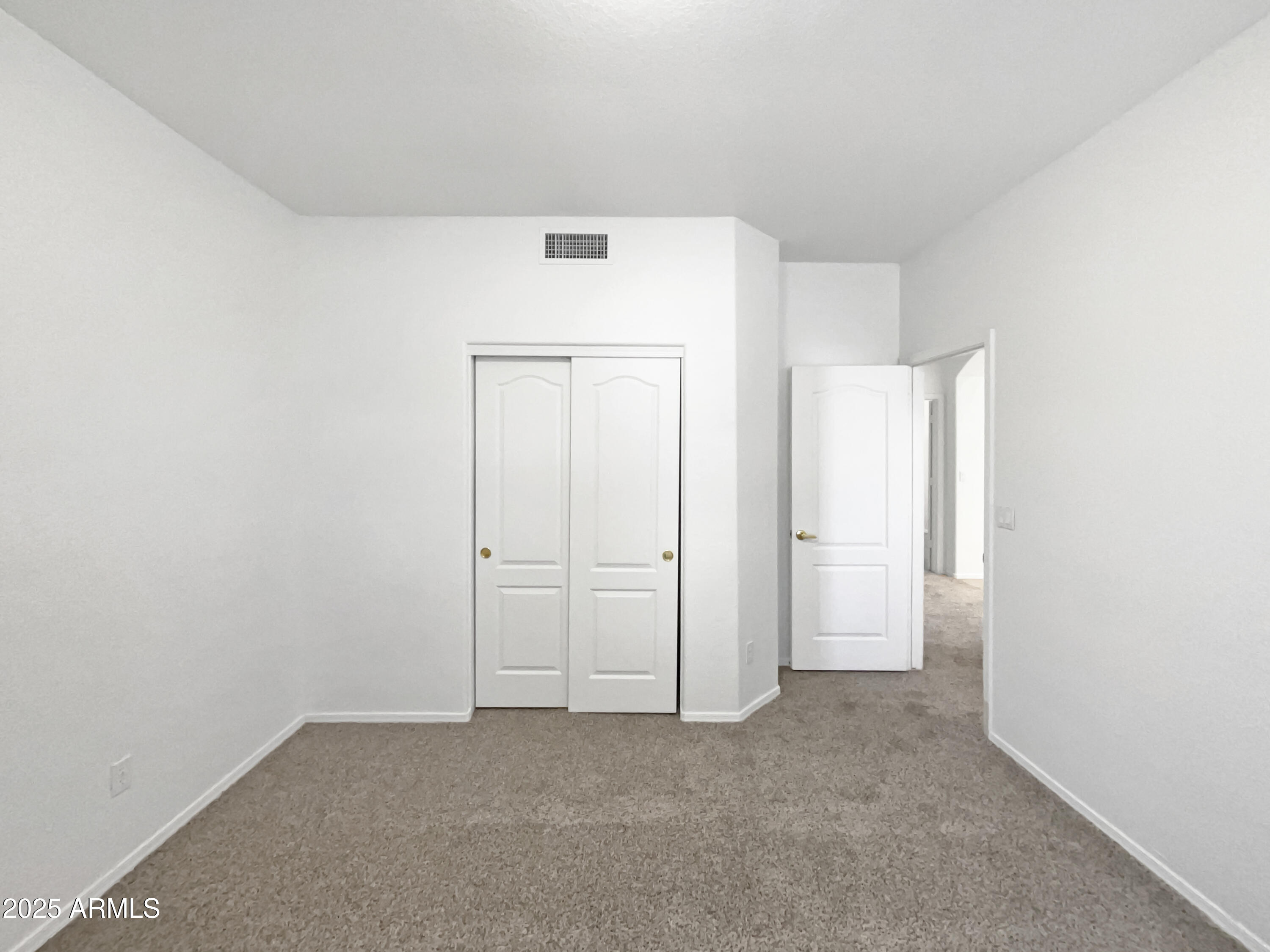 11416 N BANCROFT Drive