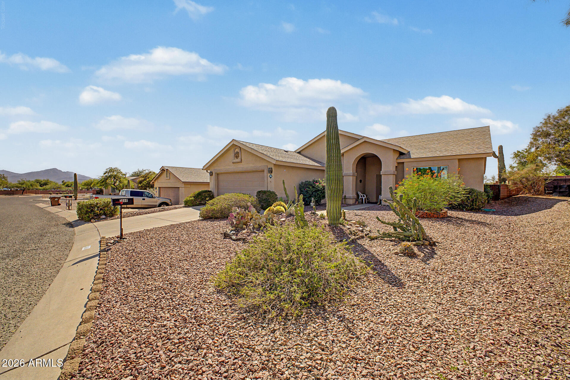 3686 W QUASAR Street