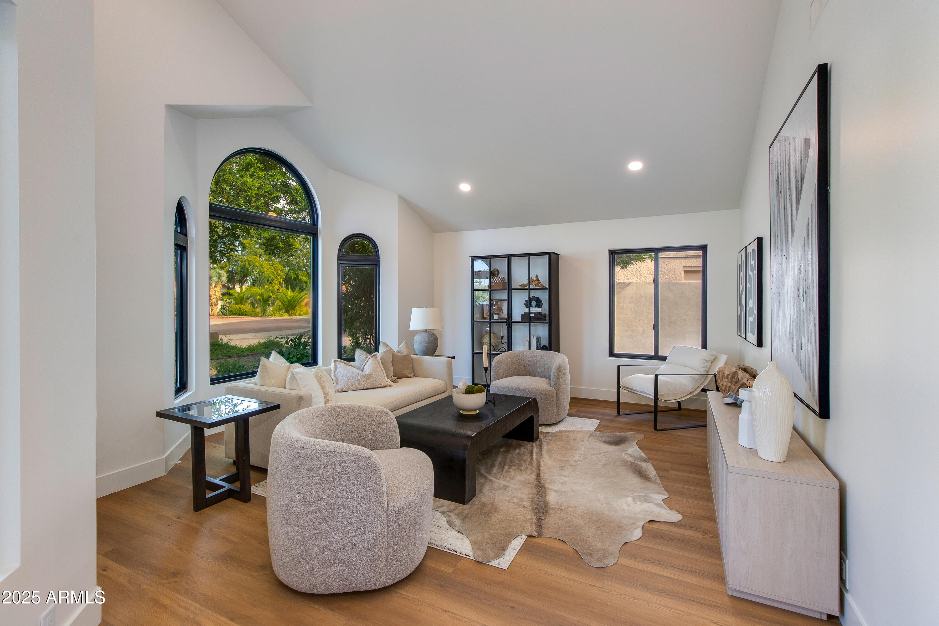 8390 E CHERYL Drive