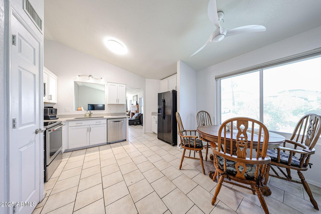 Photo of 8521 W Mauna Loa Lane, Peoria, AZ 85381 (MLS # 6966070)