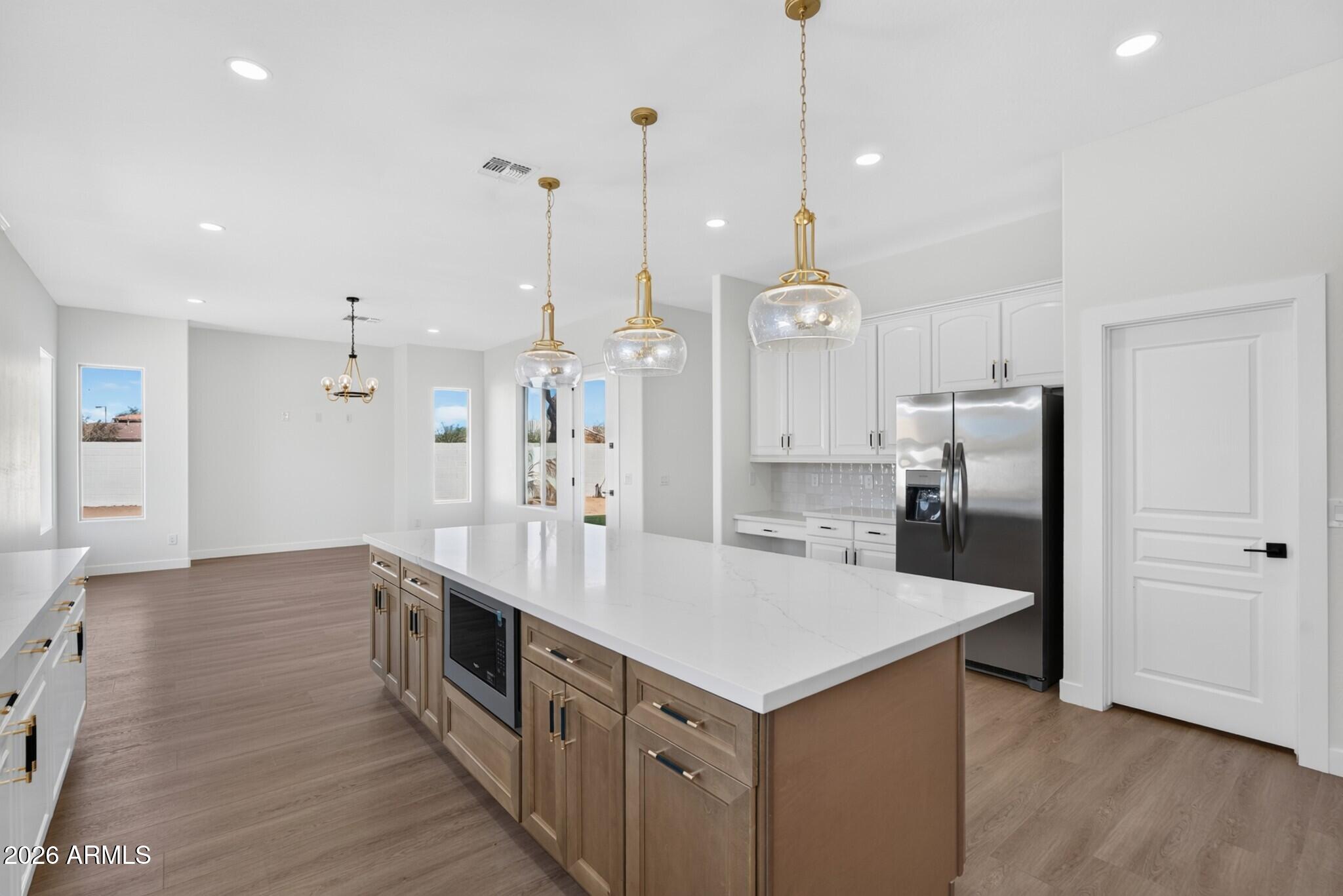 2994 E MAHOGANY Place
