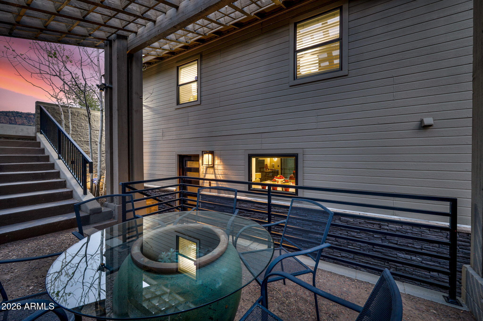 5067 N HILLTOP Drive