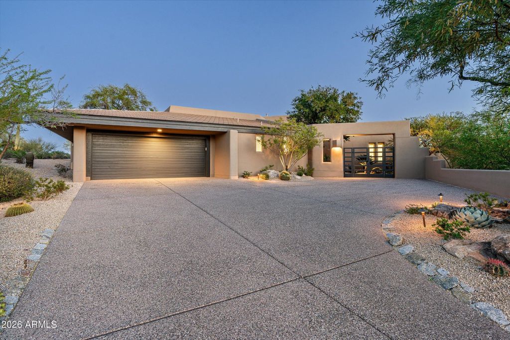 Photo of 10641 E Tamarisk Way, Scottsdale, AZ 85262 (MLS # 6975600)