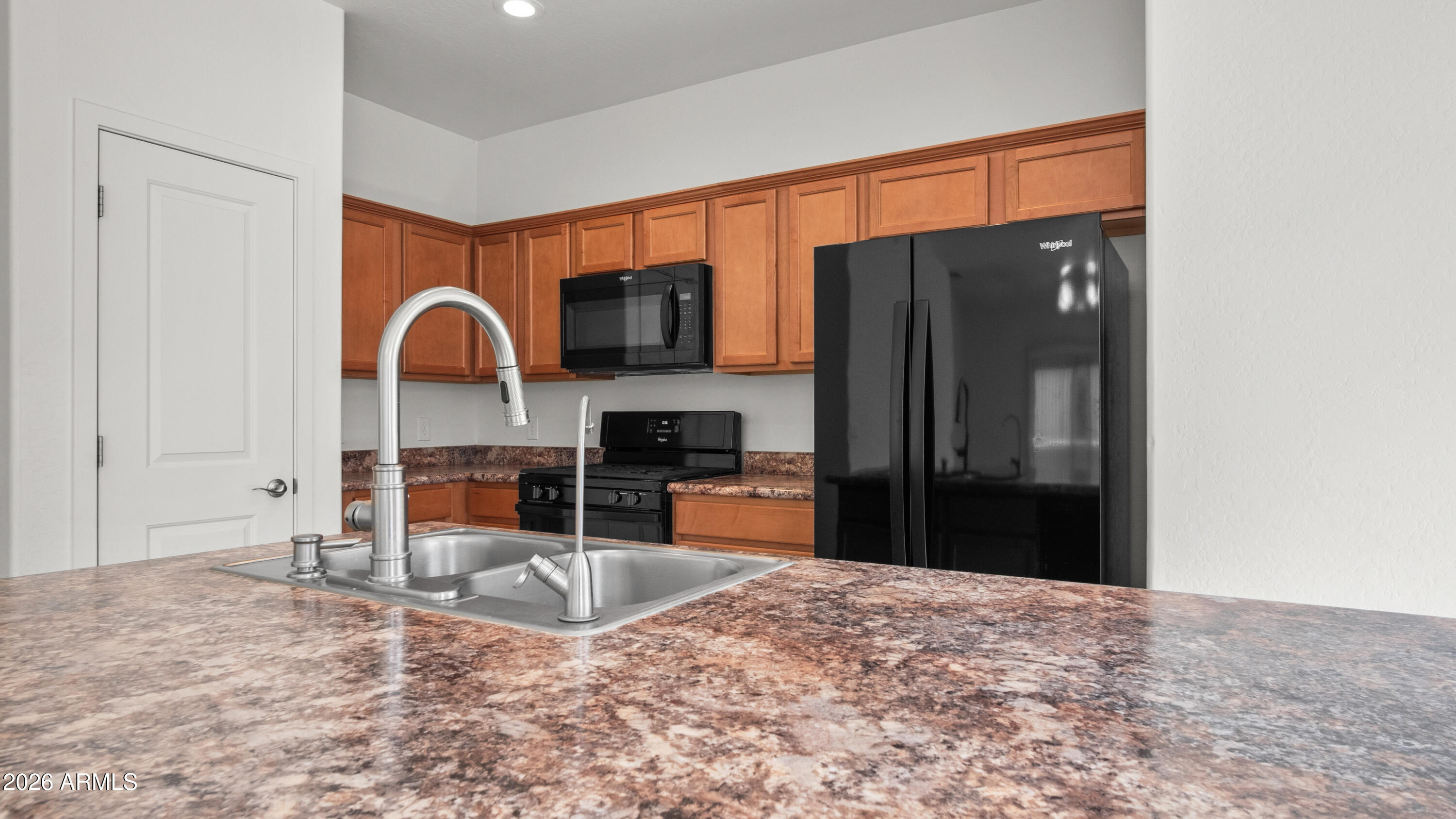 VILLAS ON ELM - Residential