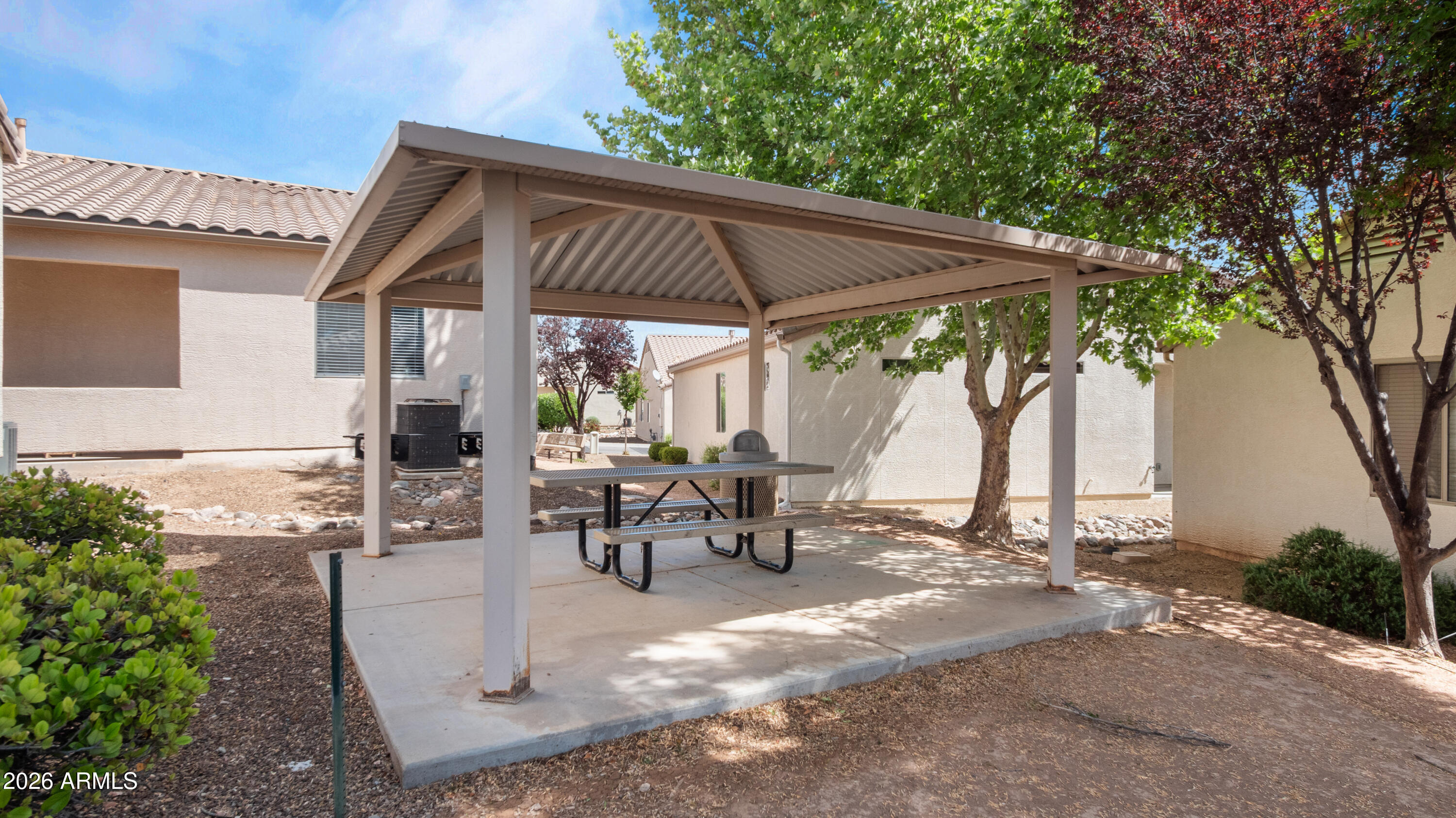 VILLAS ON ELM - Residential
