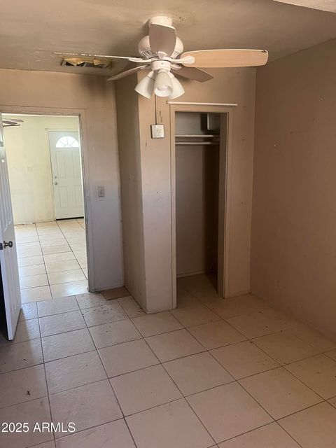527 S MACDONALD -- Mesa AZ 85210
