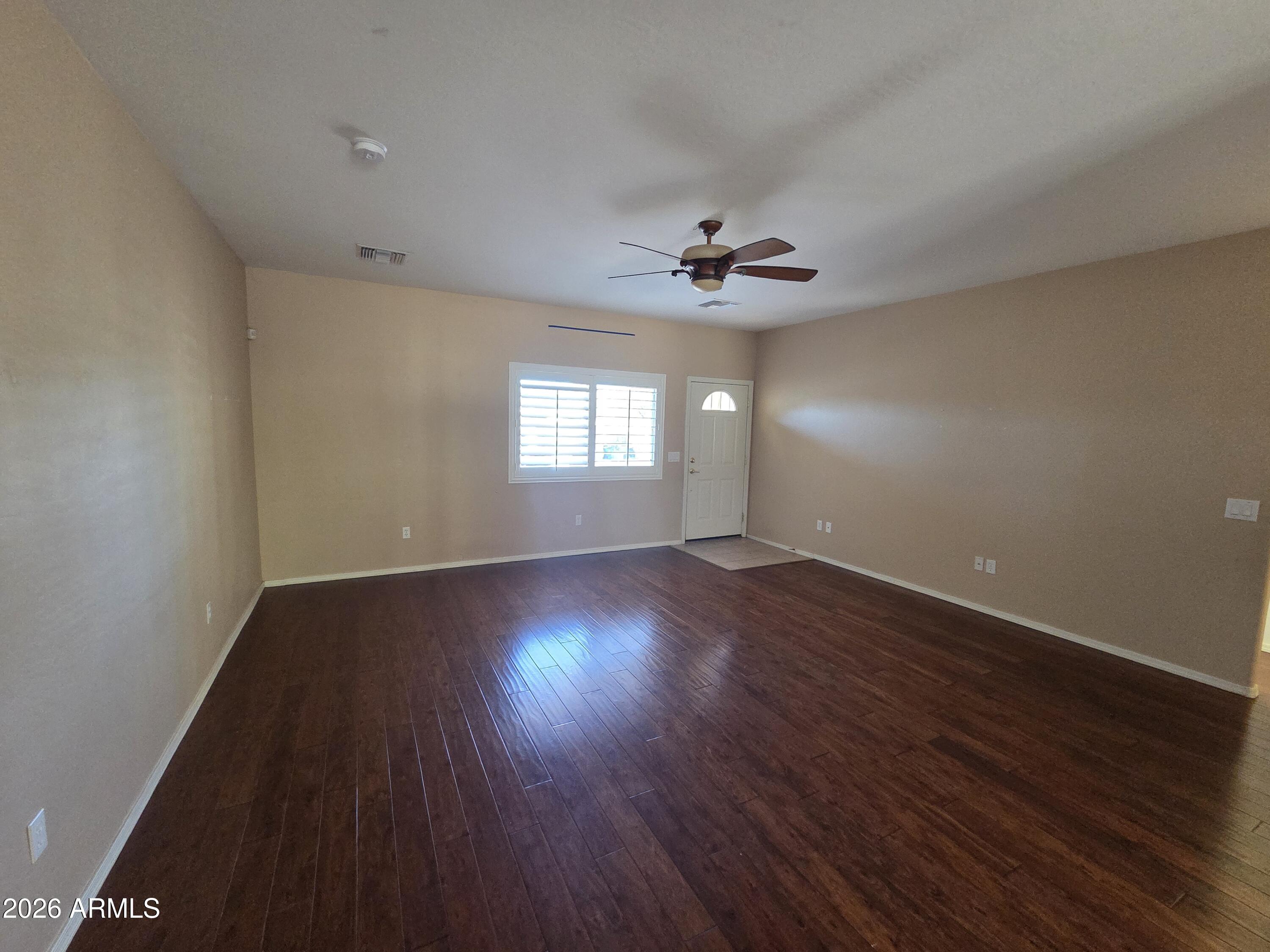 419 W PICKET POST Drive