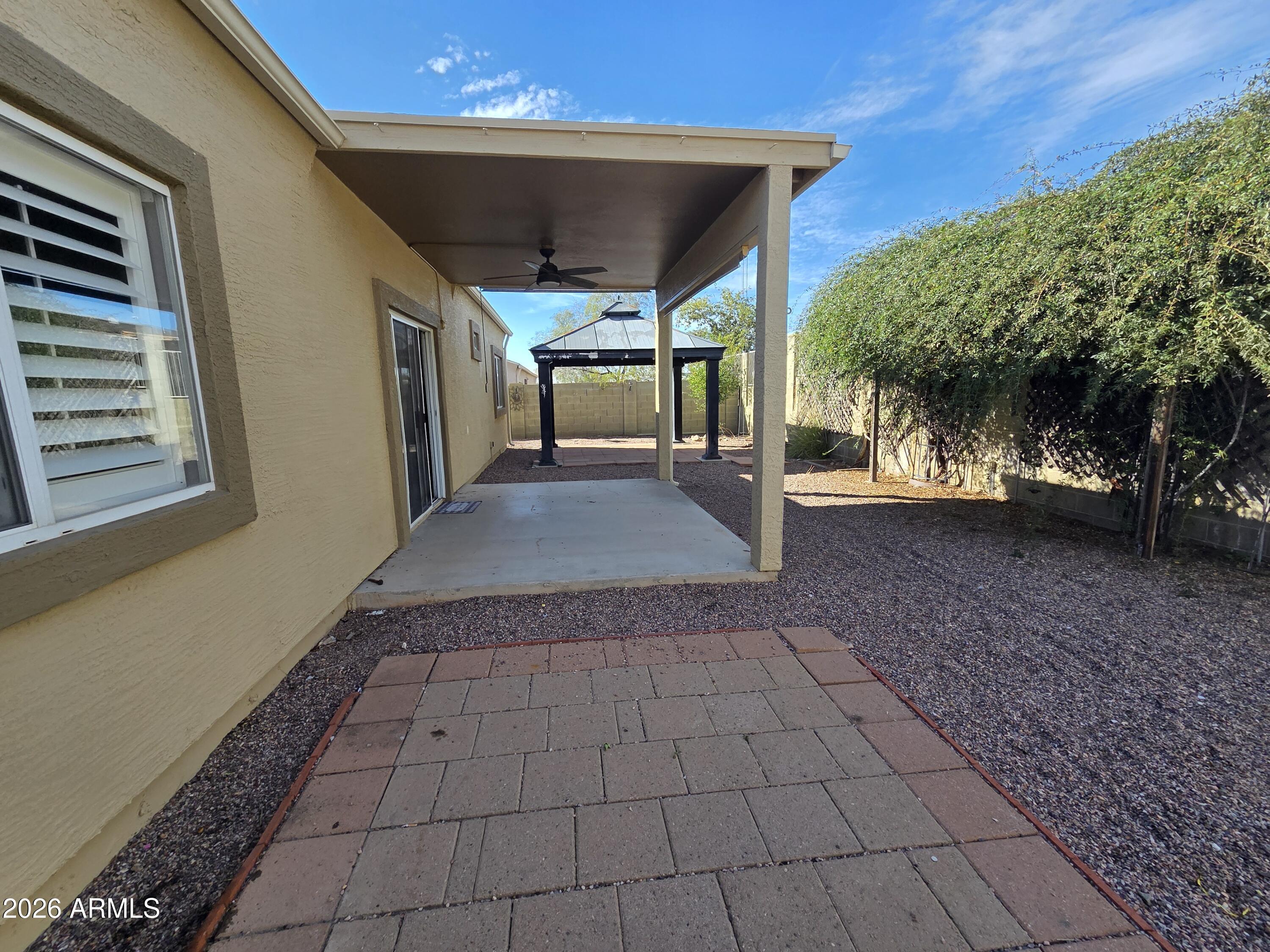 419 W PICKET POST Drive