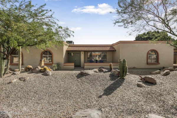 9601 N 35TH PL, PHOENIX, AZ 85028 - Image 716e9d2e2ec8b01a7dd59f4b96d07bf4/2938521949