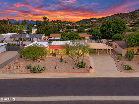 9601 N 35TH PL, PHOENIX, AZ 85028 - Image 716e9d2e2ec8b01a7dd59f4b96d07bf4/549743275