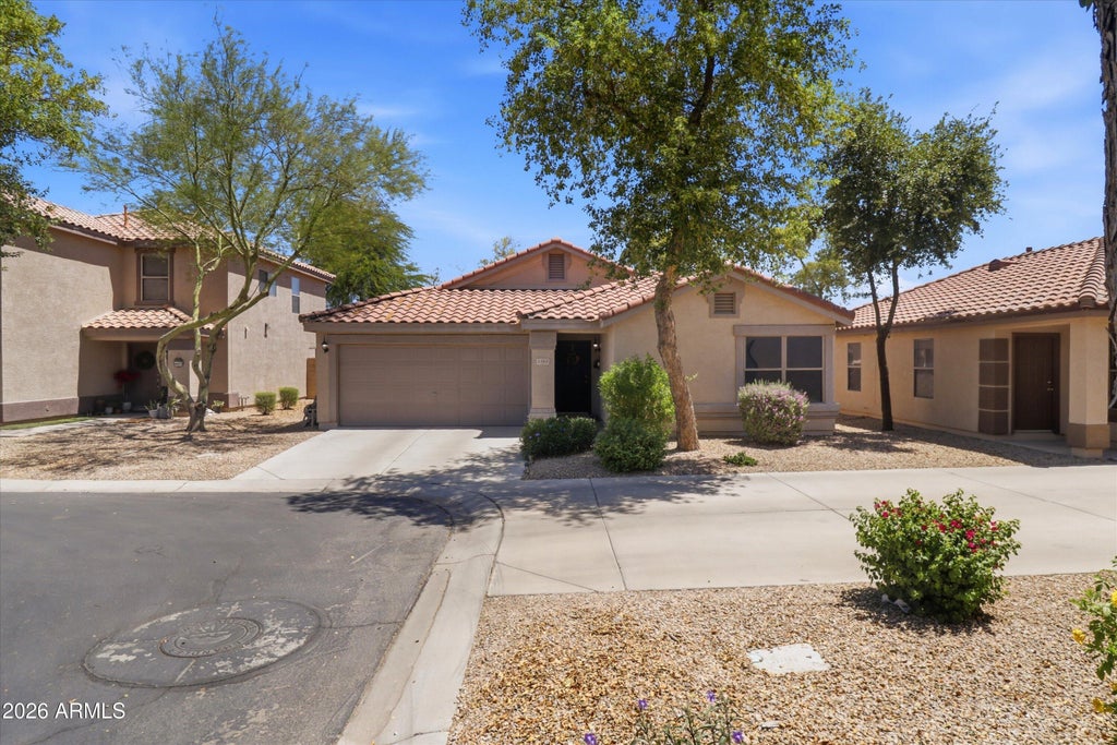 Photo of 1365 S Wagon Wheel Court, Chandler, AZ 85286 (MLS # 7040517)