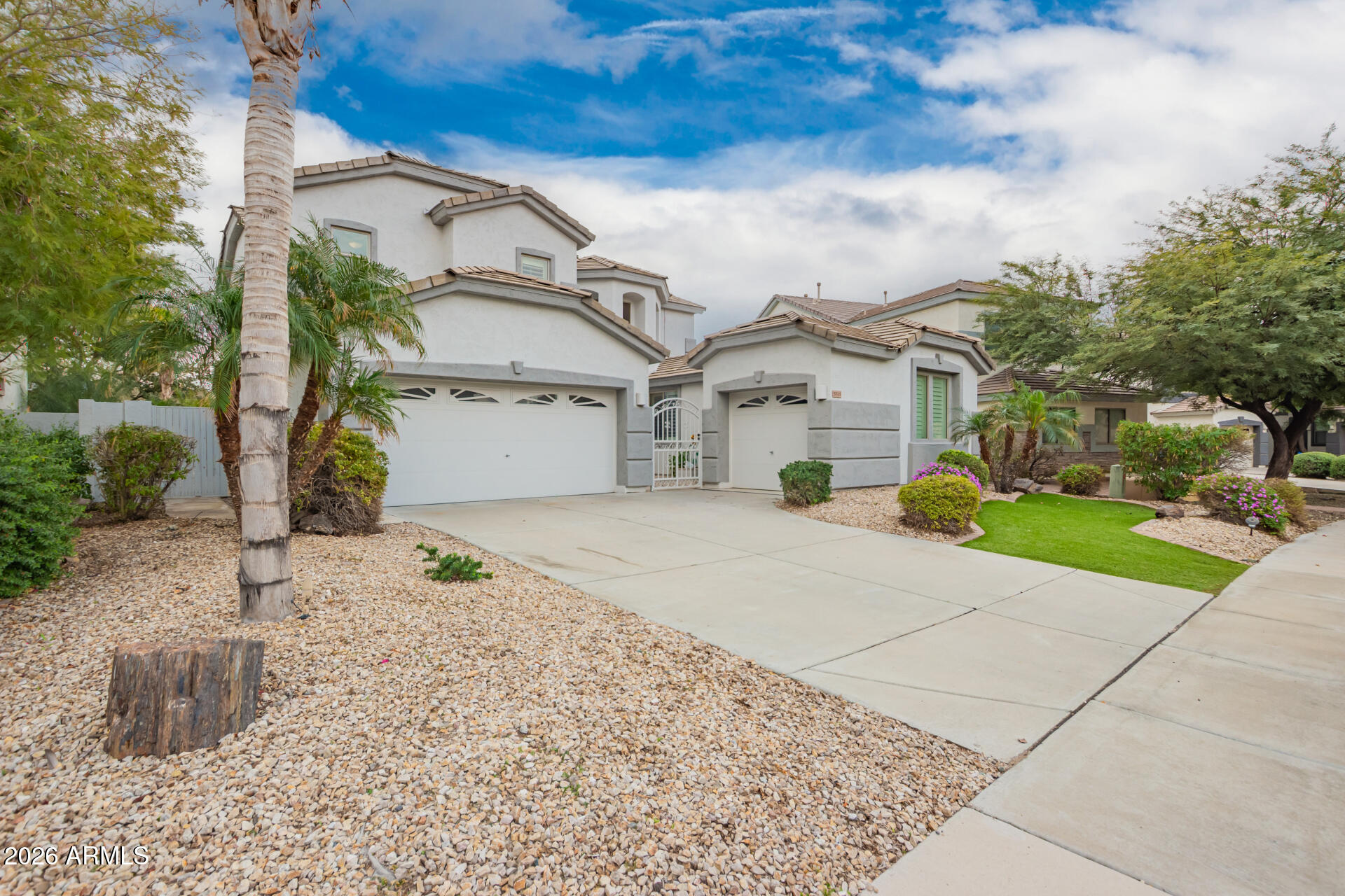 5515 W TETHER Trail