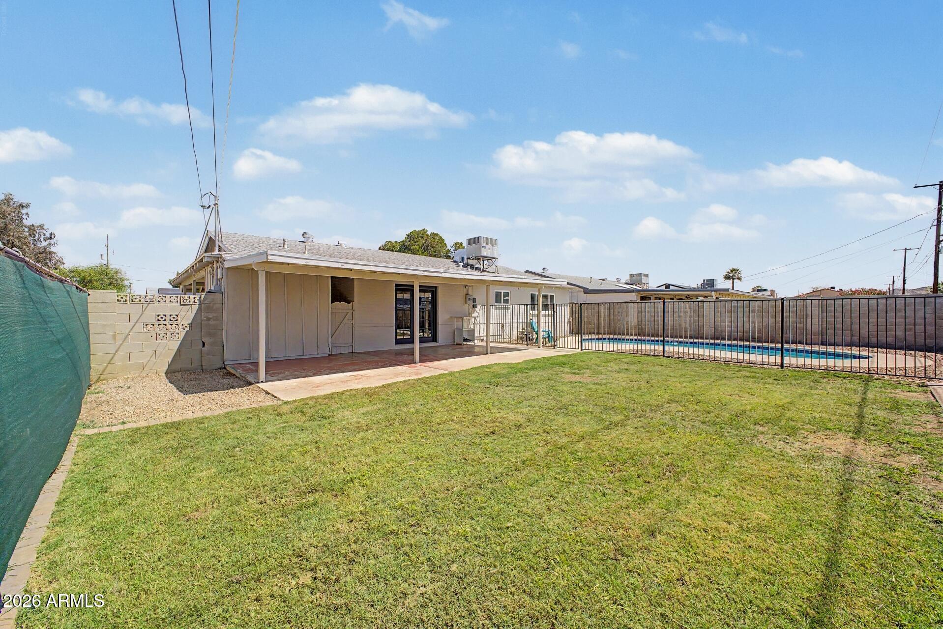 WESTOWN 3 - Residential