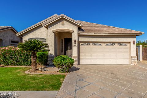 2432 E DARREL Road Phoenix AZ 85042