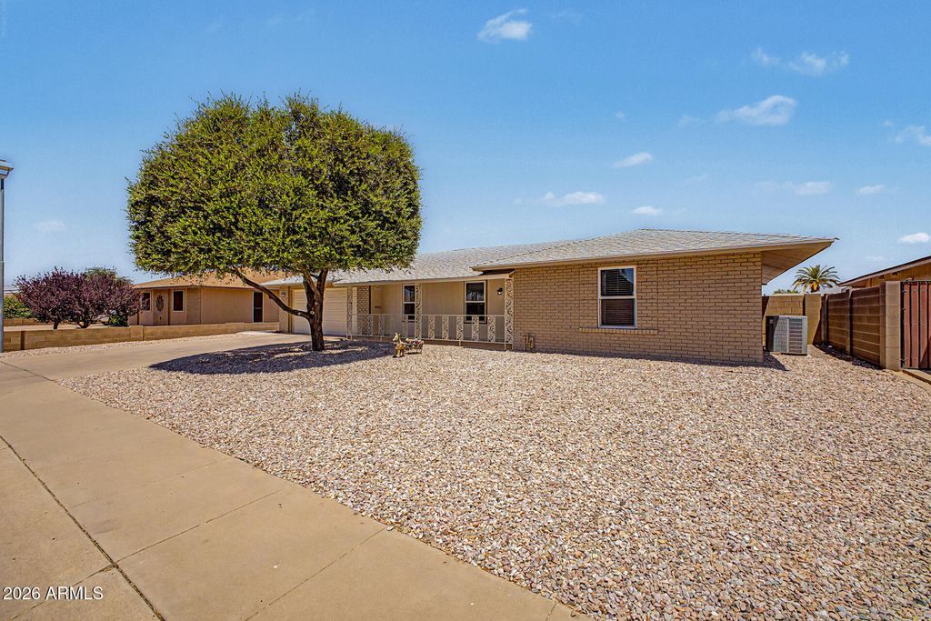 Photo of 10502 W Edgewood Drive, Sun City, AZ 85351 (MLS # 7029602)