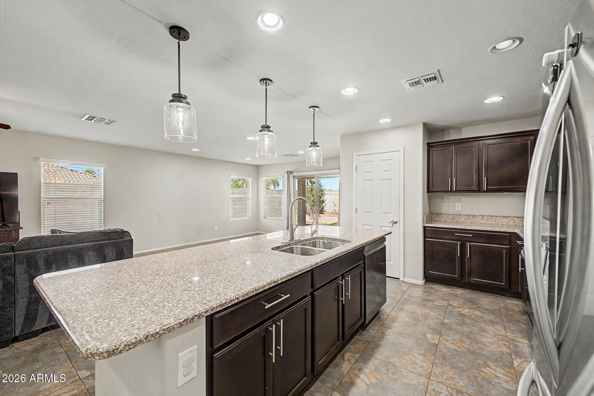 33421 N BOWLES Drive