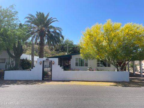 A home in Queen Valley